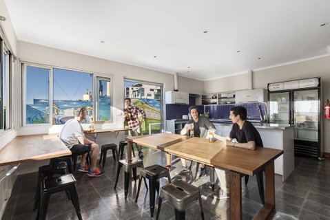 Nate's Place Backpackers Melbourne - Hotel Gold Coast 2