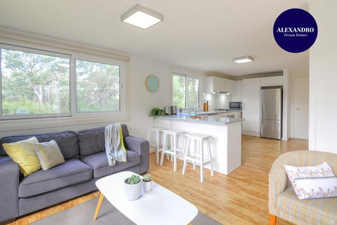 NATURE LOVERS DREAM // FIREPLACE //ACCESS TO HIKES - Hotel Gold Coast 0