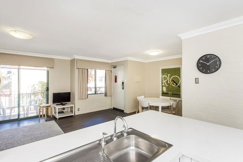 Subiaco Village 30 - Hotel Gold Coast 10