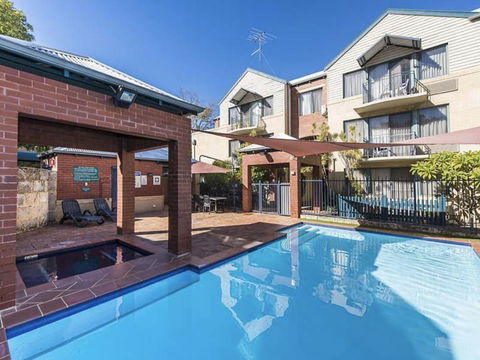Subiaco Village 20 - Hotel Gold Coast 17