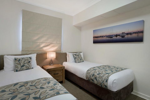 Broadwater Resort Como - Hotel Gold Coast 2