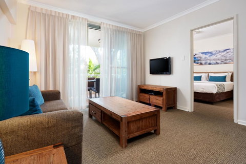 Broadwater Resort Como - Hotel Gold Coast 10