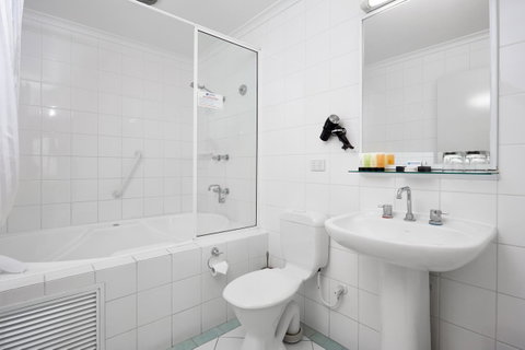 Broadwater Resort Como - Hotel Gold Coast 7