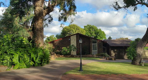 Jacaranda Hideaway Bed & Breakfast - Hotel Gold Coast 16