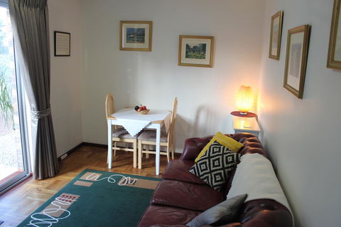 Jacaranda Hideaway Bed & Breakfast - Hotel Gold Coast 3