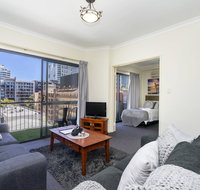 Oversized Eastend sleeps 6 Free PARKINGPOOL WIFI - Hotel Gold Coast