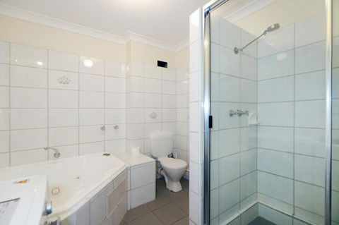 West Beach Lagoon 114 â€“ Ocean Views - Hotel Gold Coast 10