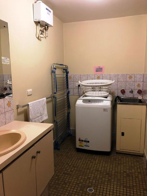 West Beach Lagoon 208 â€“ Great Value! - Hotel Gold Coast 13