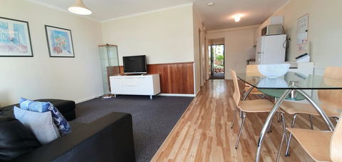 West Beach Lagoon 208 â€“ Great Value! - Hotel Gold Coast 5