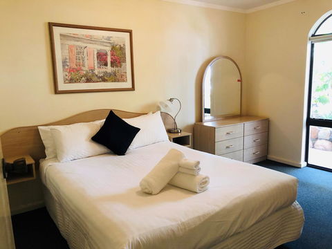 West Beach Lagoon 208 â€“ Great Value! - Hotel Gold Coast 2