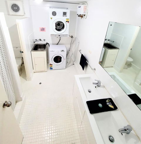West Beach Lagoon 107 - Great Value - Hotel Gold Coast 9