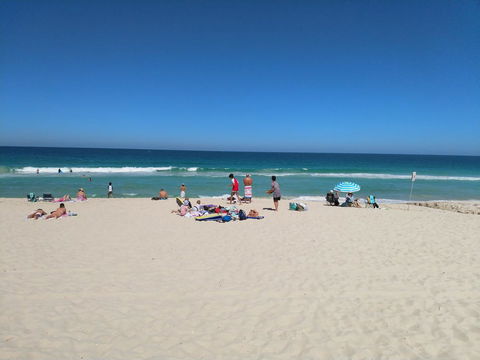 Salty Kiss - Hotel Gold Coast 18