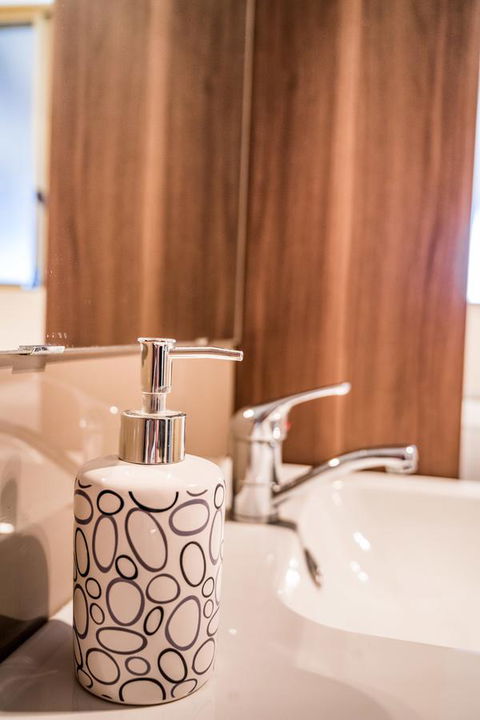 The Bothy Lancelin Family Retreat - Hotel Gold Coast 18