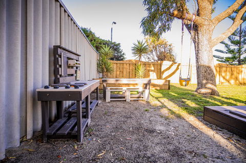 The Bothy Lancelin Family Retreat - Hotel Gold Coast 10
