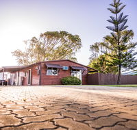 The Bothy Lancelin Family Retreat - Hotel Gold Coast