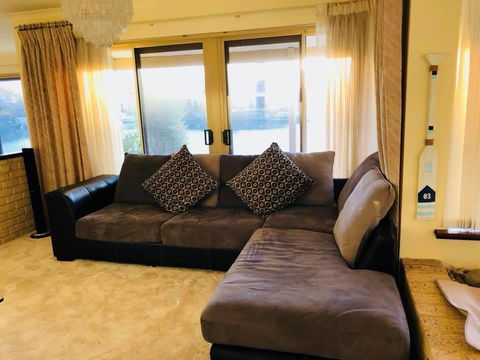 LA ANCHOR ON THE CANALS (MANDURAH) - Hotel Gold Coast 4