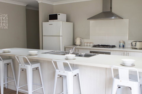 The Beach House - Hotel Gold Coast 11