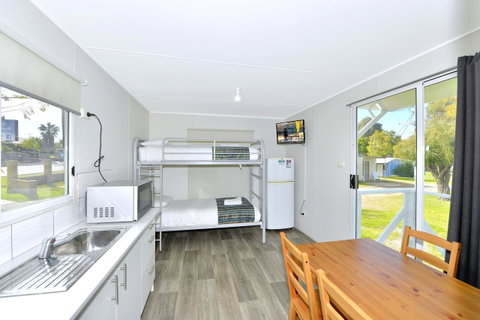 Mandurah Coastal Holiday Park - Hotel Gold Coast 17