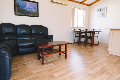 Port Gregory Caravan Park - Hotel Gold Coast 11