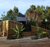 Dunsborough Barn Stay - Hotel Gold Coast