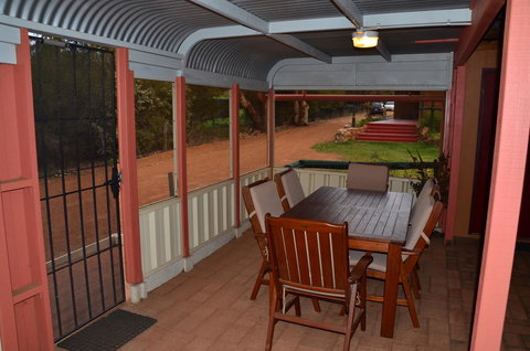 Bindoon's Windmill Farm - Hotel Gold Coast 6