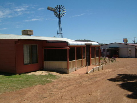 Bindoon's Windmill Farm - Hotel Gold Coast 0