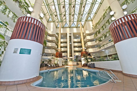Atrium Hotel Mandurah - Hotel Gold Coast 0