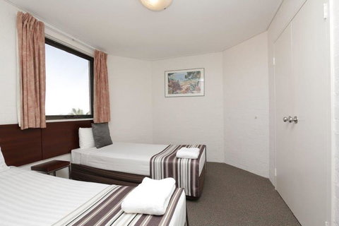 Atrium Hotel Mandurah - Hotel Gold Coast 5