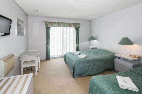 Augusta Hotel Motel - Hotel Gold Coast 2