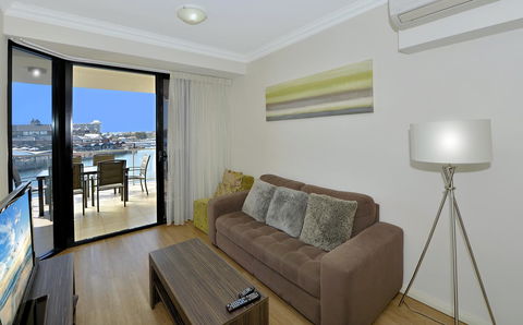 Dolphin Quay Apartments - Hotel Gold Coast 3