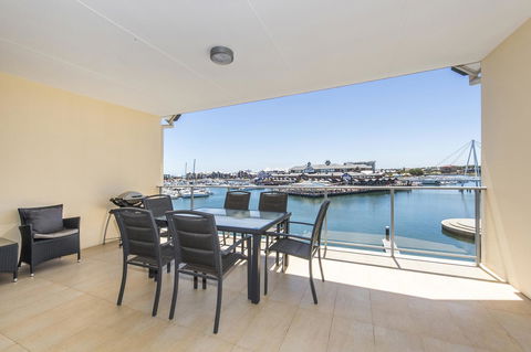 Dolphin Quay Apartments - Hotel Gold Coast 17