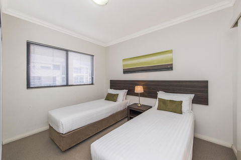 Dolphin Quay Apartments - Hotel Gold Coast 39