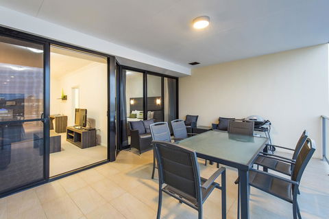 Dolphin Quay Apartments - Hotel Gold Coast 37