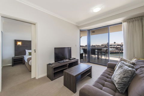 Dolphin Quay Apartments - Hotel Gold Coast 31