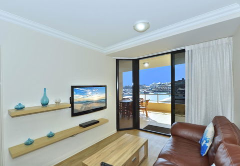 Dolphin Quay Apartments - Hotel Gold Coast 11