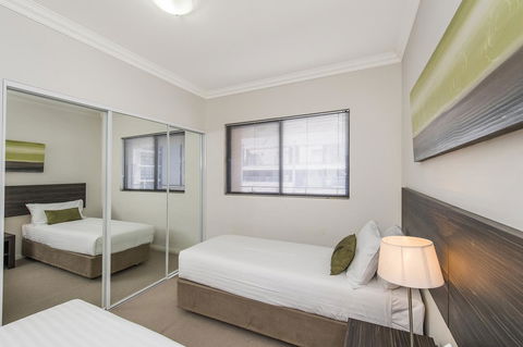 Dolphin Quay Apartments - Hotel Gold Coast 41