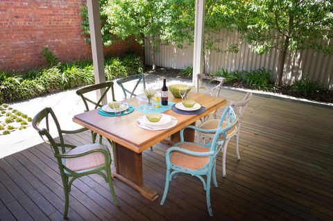 Inner Western Suburbs Retreat - Hotel Gold Coast 4