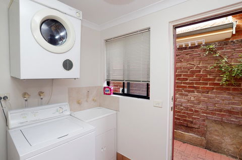 230 Alice Street - Hotel Gold Coast 6