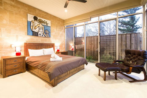 Arthouse - Hotel Gold Coast 12