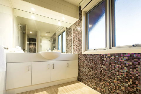 Arthouse - Hotel Gold Coast 24