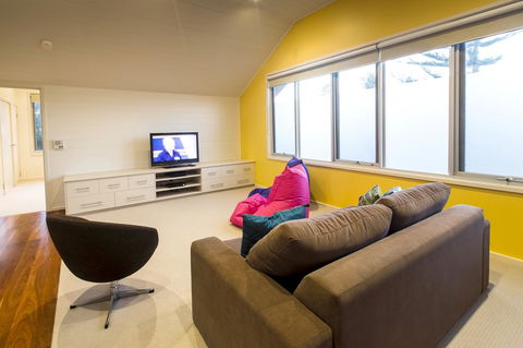 Arthouse - Hotel Gold Coast 25