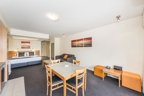 Ascot Quays Apartment 102 - Hotel Gold Coast 21
