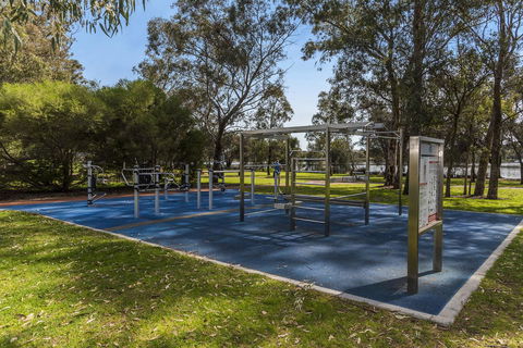 Ascot Quays Apartment 102 - Hotel Gold Coast 4