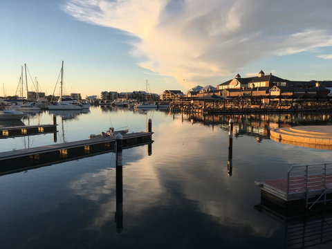Mandurah Ocean Marina Chalets - Hotel Gold Coast 2