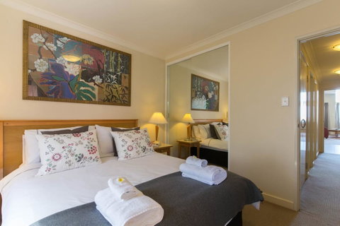 Eliza\'s Lookout - Hotel Gold Coast 18