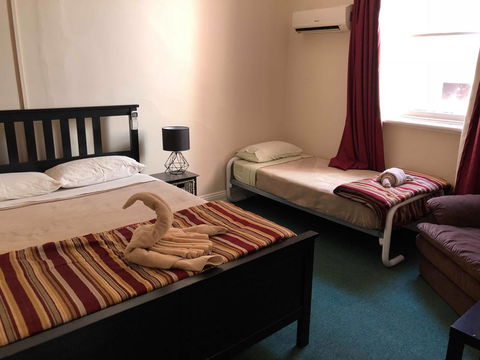 Junction Hotel Moora - Hotel Gold Coast 24