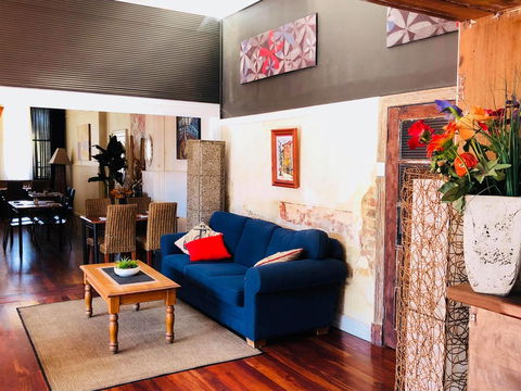 Junction Hotel Moora - Hotel Gold Coast 9