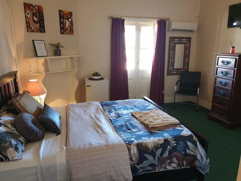 Junction Hotel Moora - Hotel Gold Coast 1