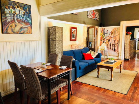 Junction Hotel Moora - Hotel Gold Coast 13