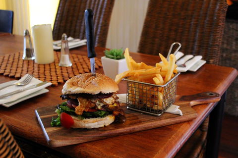 Junction Hotel Moora - Hotel Gold Coast 22